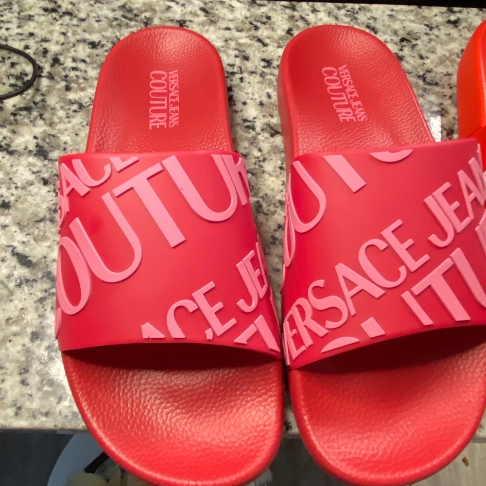 VERSACE SLIDES